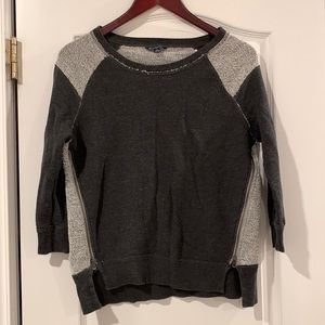 Comfy two-tone gray sweatshirt!